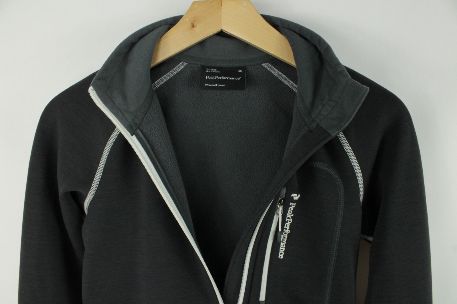 x2 Ski Winter Set Peak Performance Magic Baselaye… - image 10