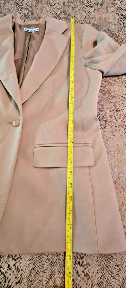 Pendleton 100% Virgin Wool Tan Blazer Women’s Jacket 1 Button Lined VTG Size 12 - Image 3 of 4