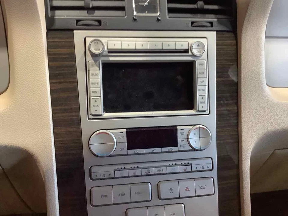 Used Hood fits: 2008 Lincoln Navigator Grade A - Image 3 of 4