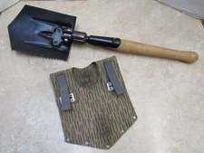 EAST GERMAN Trench Shovel Entrenching w/ Cover Carrier GDR E Tool Original