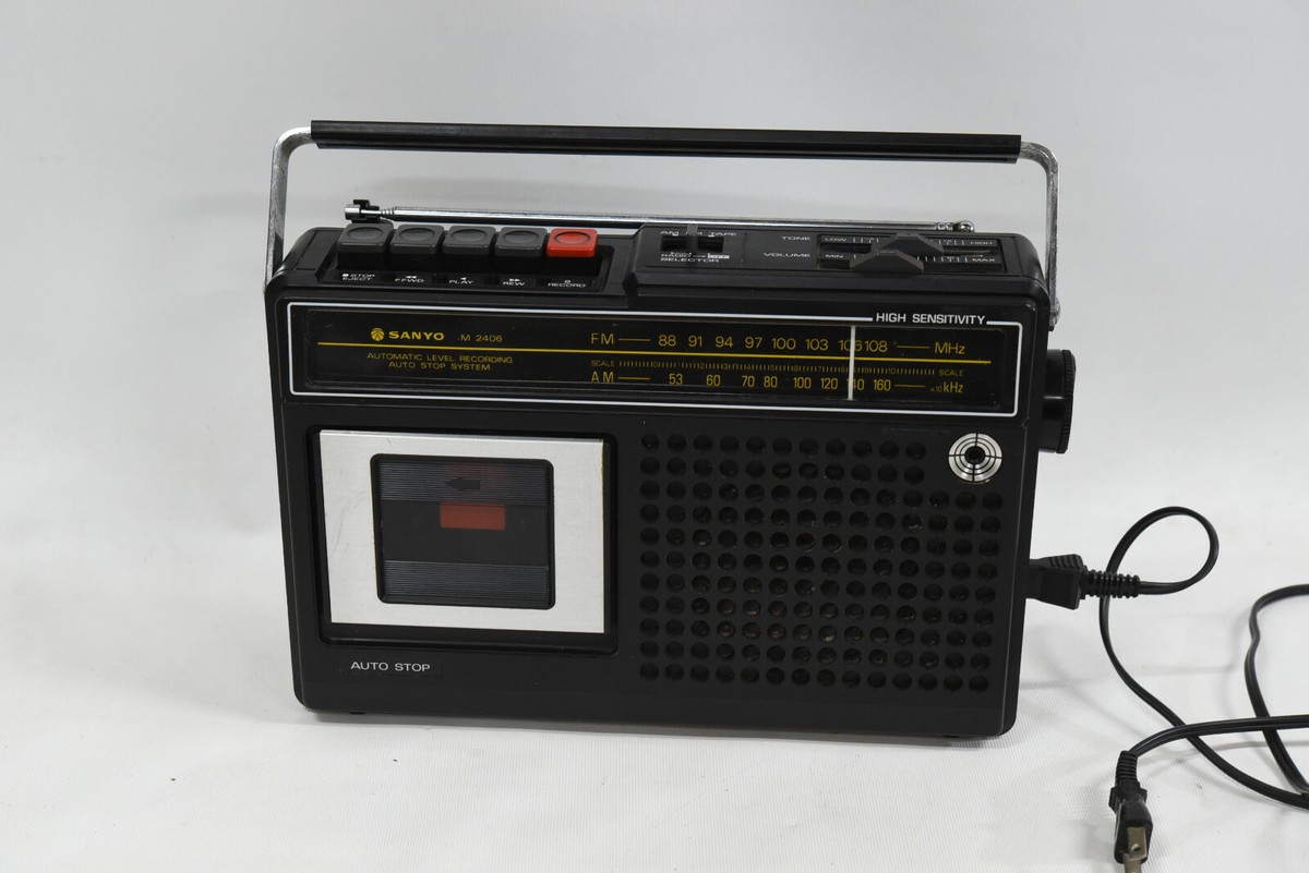 Sanyo M2406F Portable AM/FM Radio Cassette(?) Stereo - Vintage