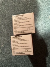 Legrand Pass & Seymour #TR5362USB-W Deco Duplex Outlet w/USB 125VAC/20A