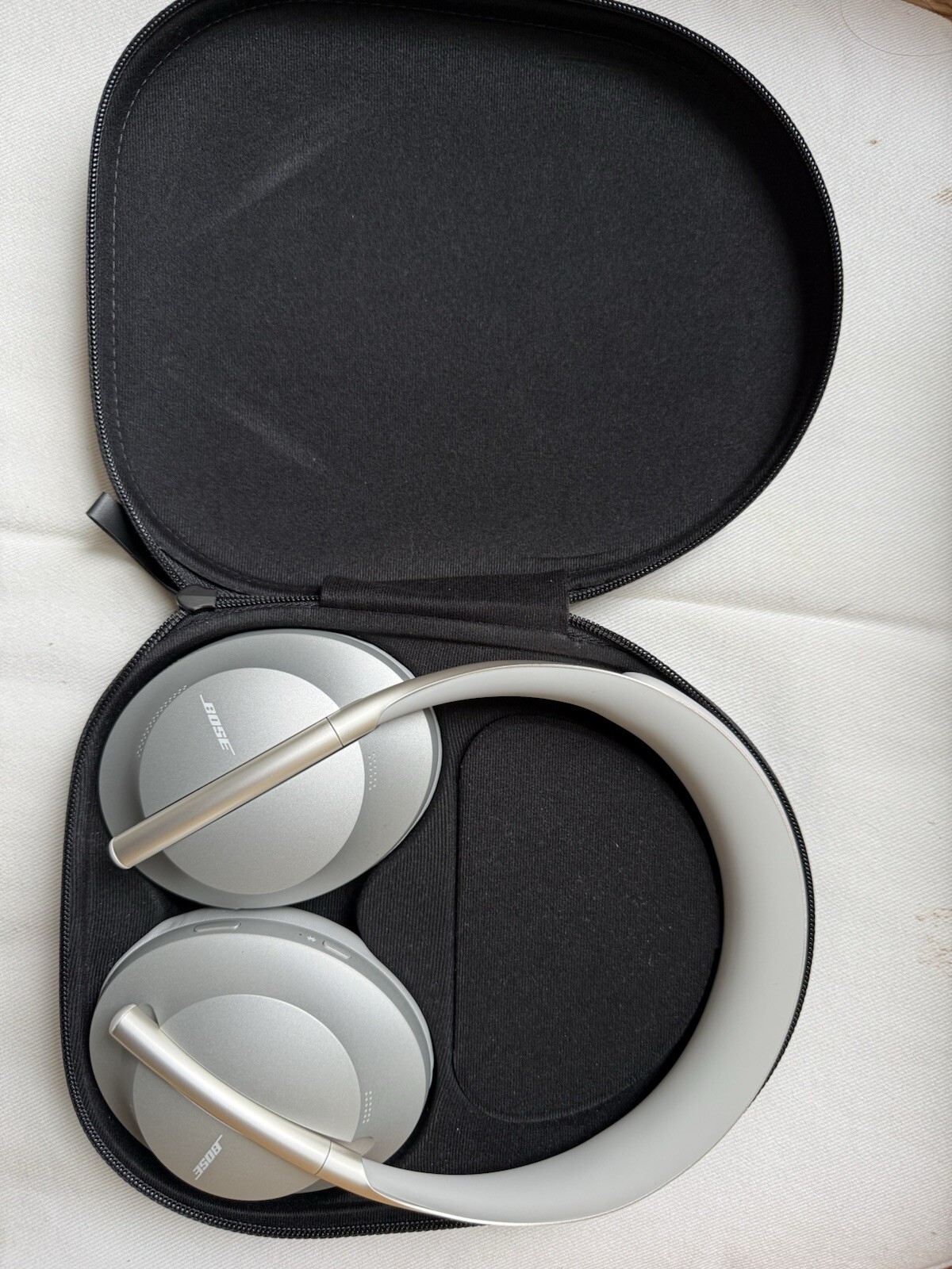 bose 700 Noise-Canceling Bluetooth Headphones-image