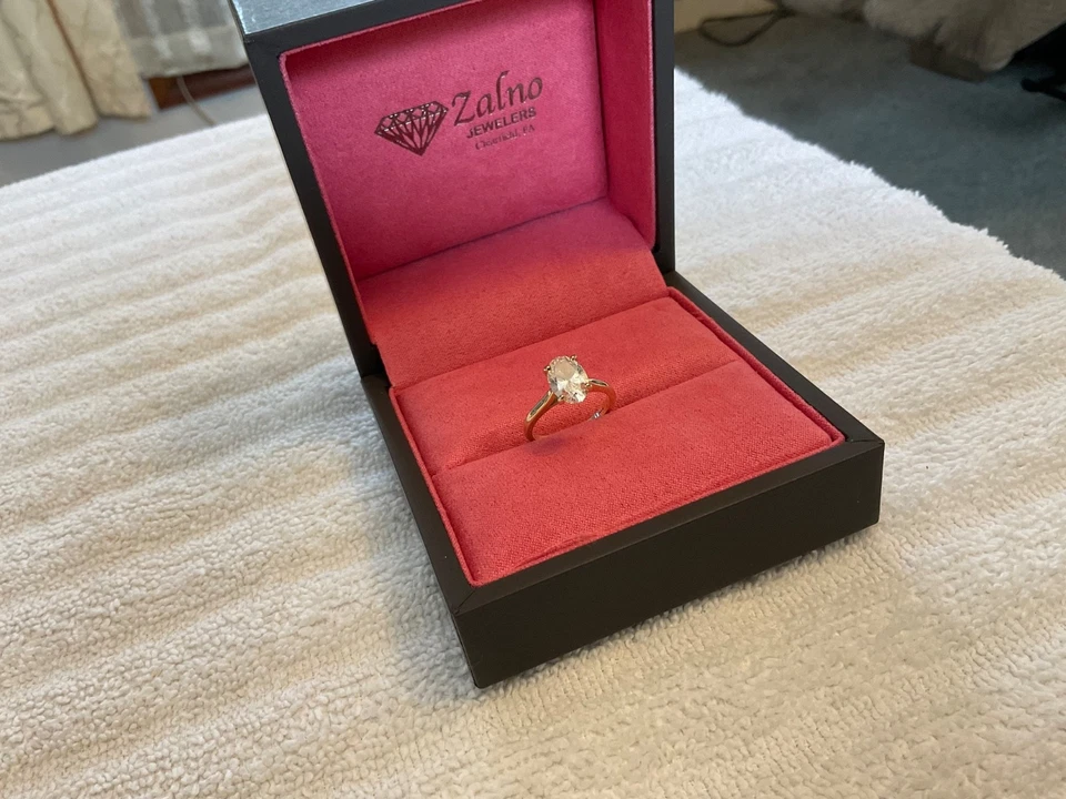 Anillo de compromiso de diamantes de 1,92 quilates 14K para dama - talla 6 Foto 2 de 4