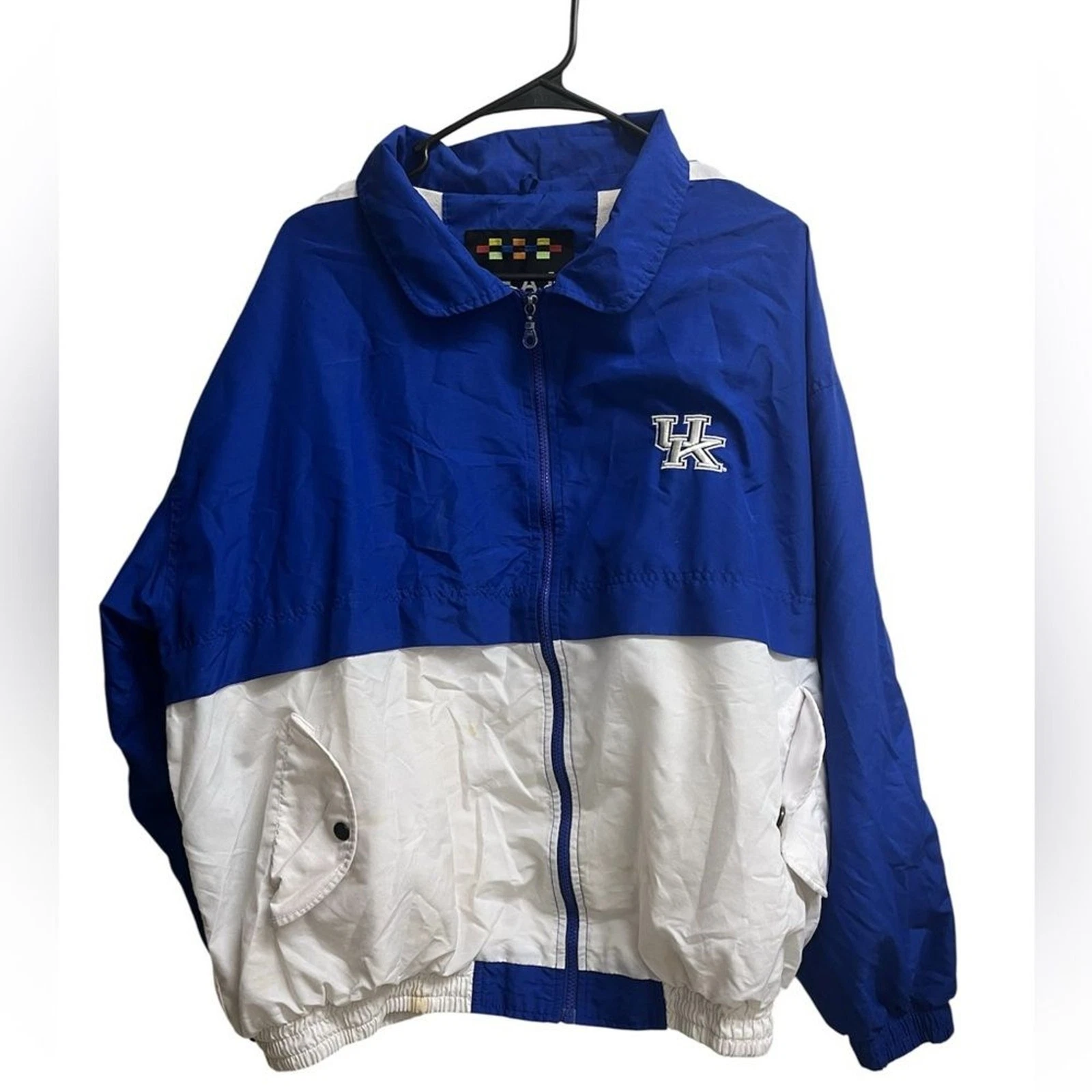 VETEMENTS Giacca a vento vintage Team Apparel NCAA Kentucky Wildcats full zip nylon taglia XL