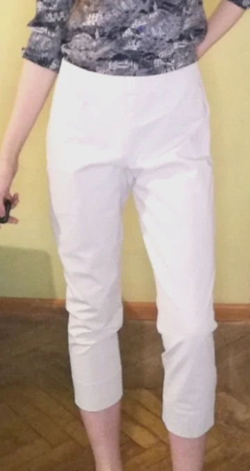 Women's stretch capri pants Raffaello Rossi penny ivory color, M, quiet luxury
Opens in a new window