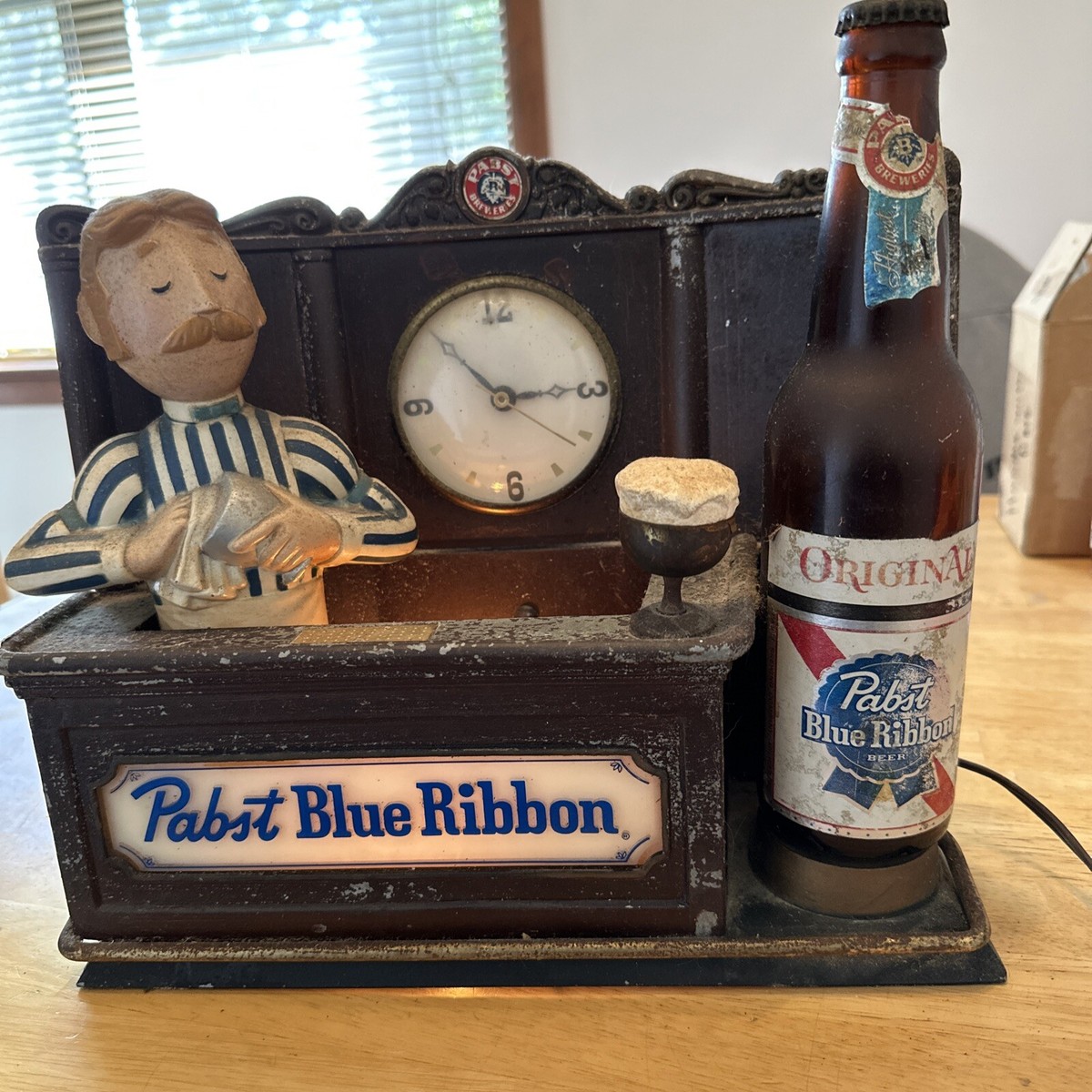 パブストブルーリボン ライト サイン デジタル置き時計 クロック ビンテージ 1980's PABST BLUE RIBBON デジタルクロックライトサイン – SK
