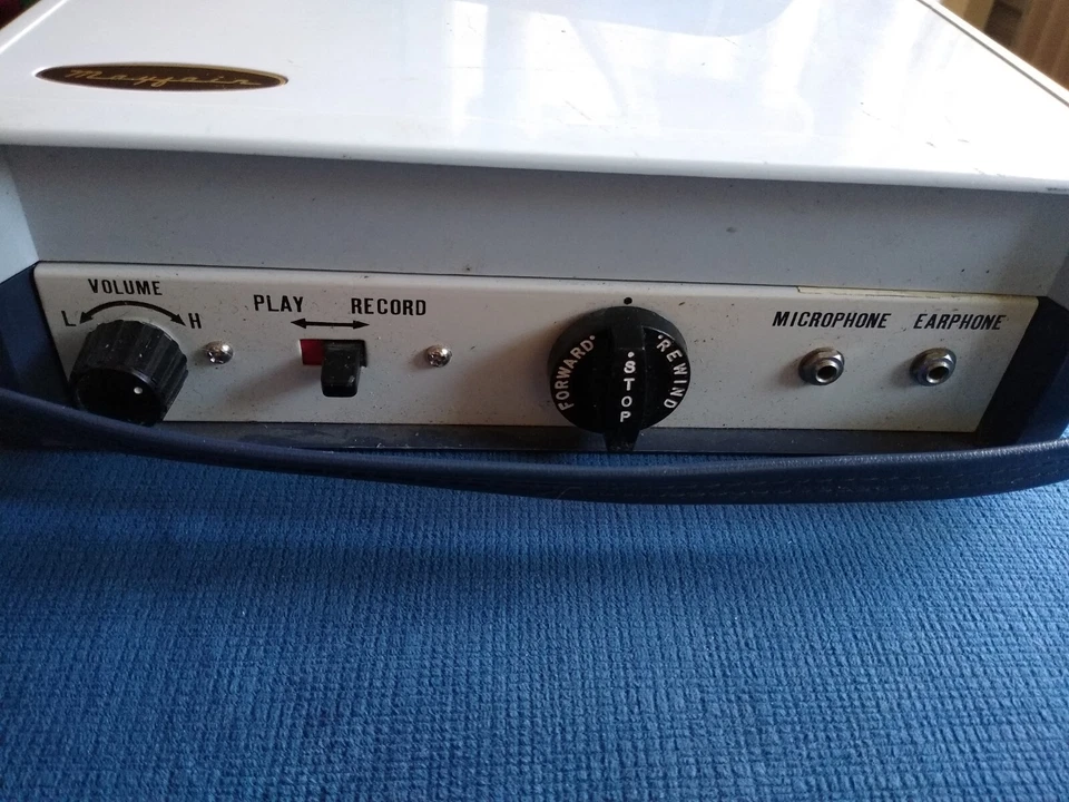 Grabadora/reproductor de audio Mayfair de colección Foto 3 de 4