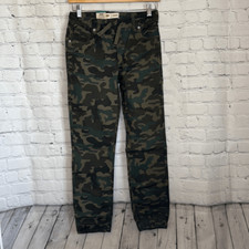 Levi s Boys Green Camouflage Stretch Jogger size 14 NEW