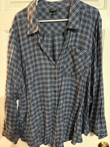 Torrid Women's Blue Plaid Flannel Shirt and Long Sleeve Size 4 - product listing photo