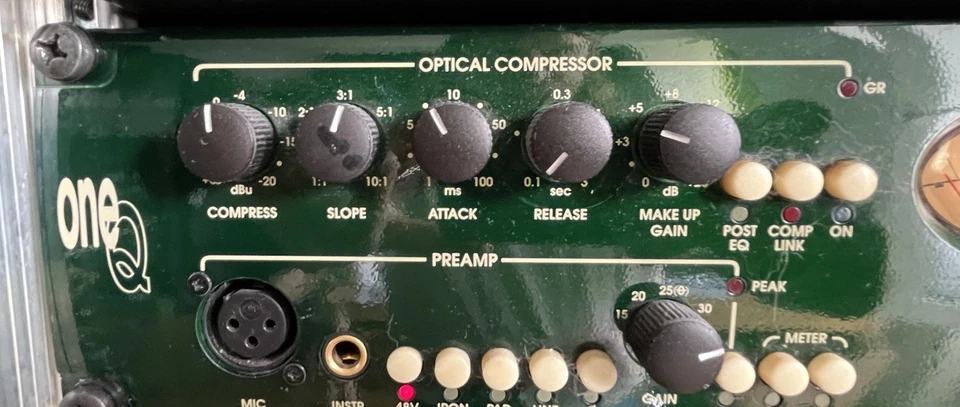 JoeMeek OneQ Channel Strip (Preamp/EQ/Optical Compressor/Digital Out) - Bild 2 von 4