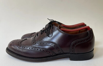 Vintage Crown Executive Collection Brown Leather Wingtip  display picture 2