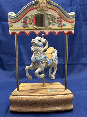 The American Carousel Tobin Fraley/Willitts  Design Music Box 134/8500