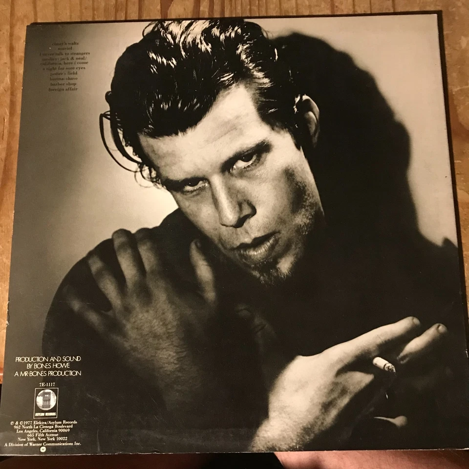 Tom Waits - Foreign Affairs Vinyl LP - 1977 First Press - Asylum 7ES-1117 VG+ - Image 2 of 4