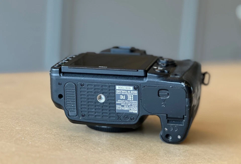 Nikon D750 Gehäuse (22.851 Auslösungen) vom händler Private-Fotografie.nl - Bild 4 von 4