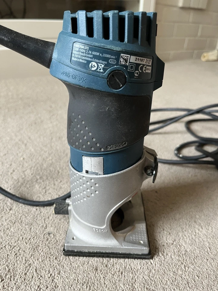 Bosch GKF 600 professional router - Image 2 of 3