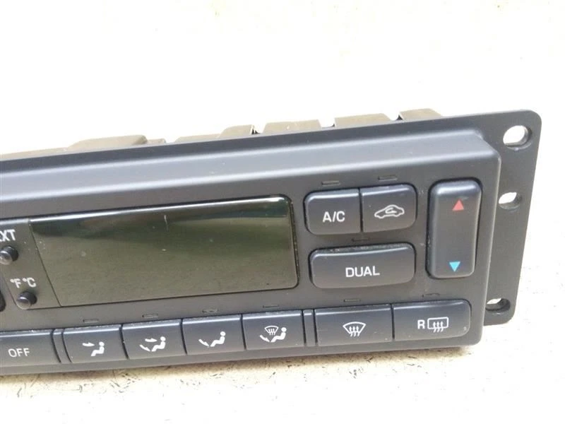 Control de clima de temperatura automático 4L2418C612AB para Ford Explorer B214 04-05 Foto 4 de 4
