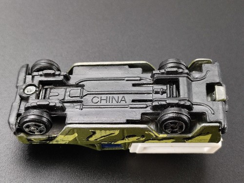 Jeep with awning Passenger car VAN (1:64) RARE Made in Chine - Picture 7 of 8