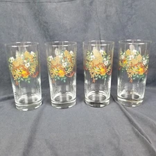 4 Mikasa Holiday Season Drinking Glasses Highball Tumblers 12 oz. Christmas