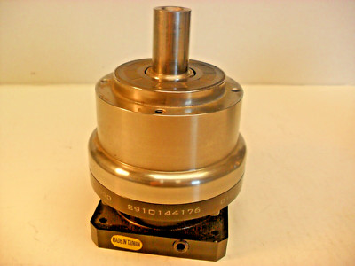 AE090- Apex Servo Motor Reducer Ratio 10:1 - 7/8'' Shaft NEW