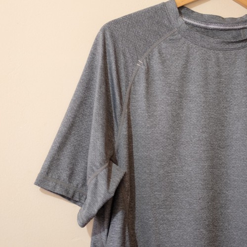 Kirkland Signature Mens T-Shirt Active Gym Stretch Gray Heather Medium #p80-6 - Picture 2 of 9