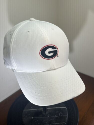 Georgia Bulldogs Hat Nike Legacy 91 UGA Cap White Dri-Fit Adjustable Swoosh UGA - Picture 1 of 5