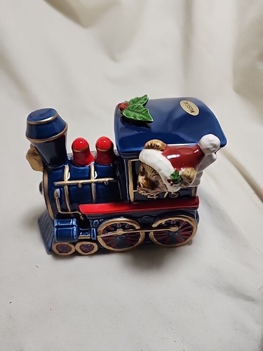 Vintage Otagiri Japan Musical Train Teddy Bear Music Box Plays "Joy to the World - Picture 10 of 10