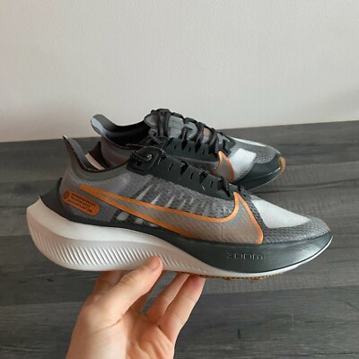 Nike Hombre ZOOM UK por gravedad 5.5/US 6/EUR 38.5 - Gris/Blanco (BQ3202-010)  | eBay