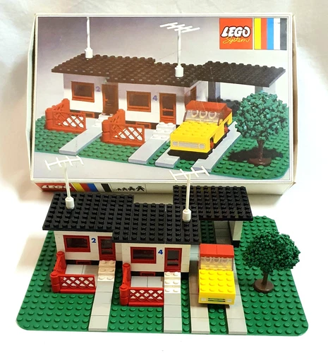 LEGO Legoland 353 Terrace House with Car and Garage - Complete Vintage 70s