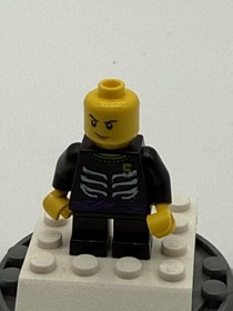 LEGO Ninjago Rise of the Snakes Lloyd Garmadon Minifigure 9443 9457 9552