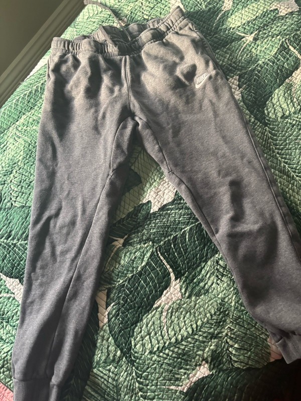 NIKE GRAY SWEATPANTS SZ N