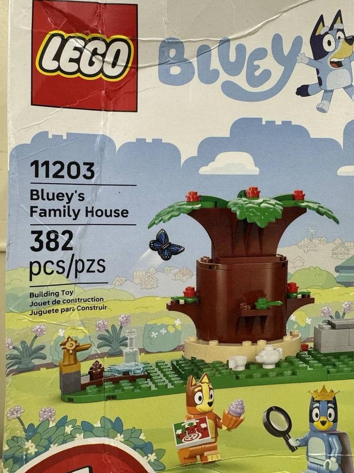 LEGO Bluey: Bluey’s Family House, 11203. Damage Box Only. A6 - Image 3 of 4