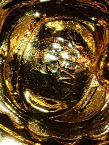 Spilla Joan Rivers tono oro bombo ape - Foto 18 di 19