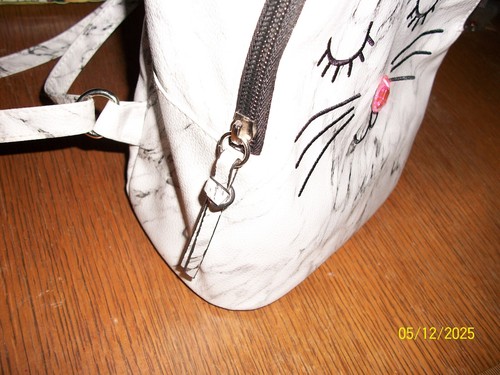 Cat or mouse small backpack - Picture 6 of 9