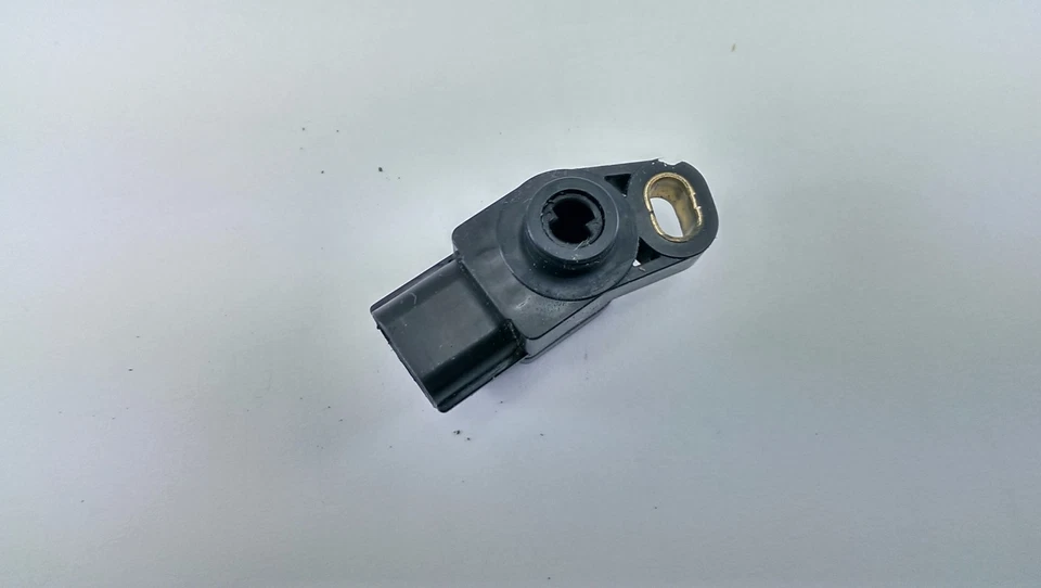 SENSOR KAWASAKI NINJA 300 TPS 13 14 15 16 17 - SENSOR PRIMARIO DE POSICIÓN DEL ACELERADOR Foto 4 de 4