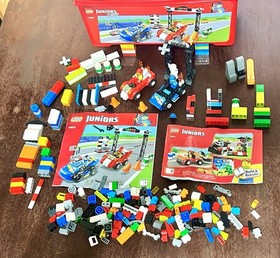 LEGO Juniors 10673 Race Car Rally 350 Pieces RETIRED SET
