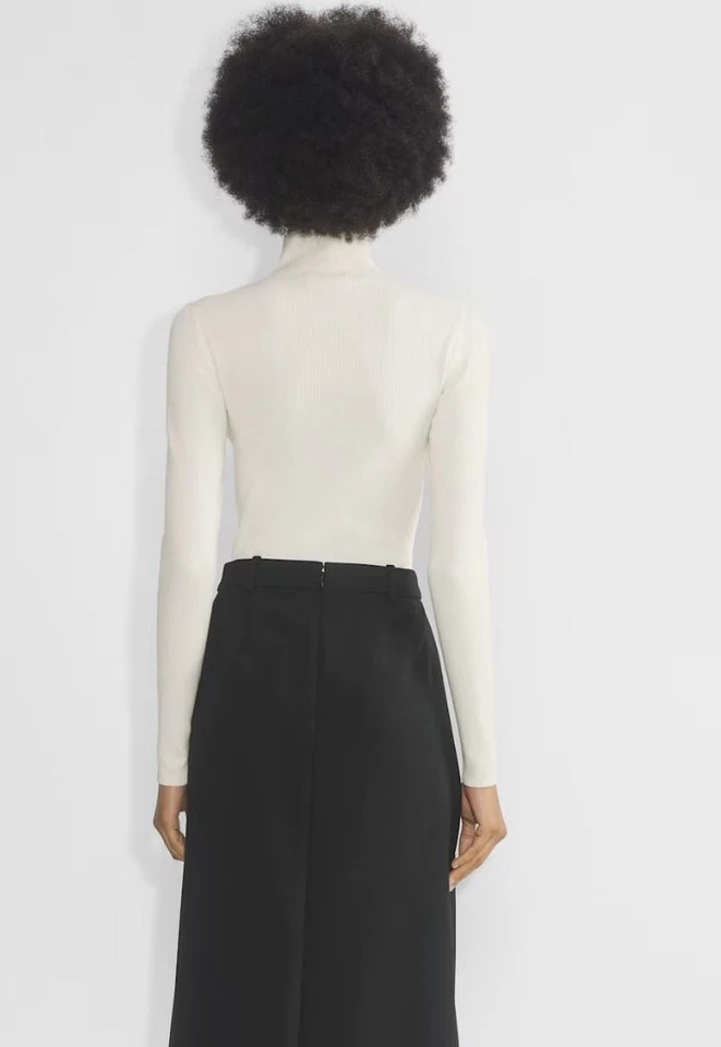 Body Suéter Babaton Aritzia Varda Marfil Tejido Cuello Alto Manga Larga Talla SM Foto 4 de 4