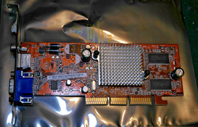 ASUS ATI Radeon 9200 SE 128 MB Grafikkarte VGA s-video RCA