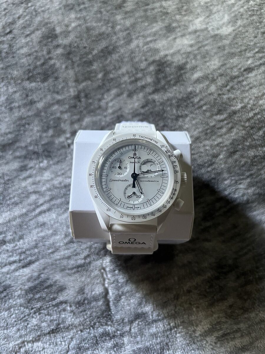 Swatch x Omega Moon Snoopy Speedmaster S033W700 Working for Swatch x Omega Moon Snoopy Speedmaster S033W700 Working for