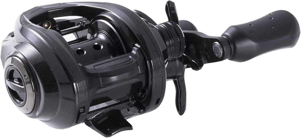 AbuGarcia Roxani 7 Baitcast Reel RightHand from Japan | eBay