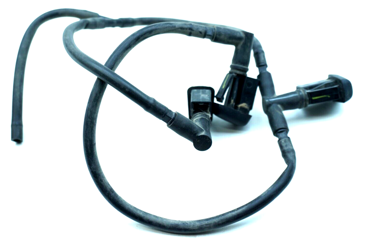 2013-2016 Ford Fusion Front Windshield Wiper Washer Spray Nozzle