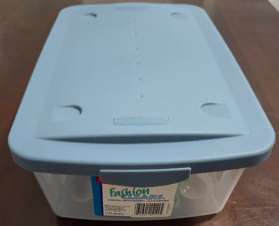 VTG Rubbermaid Fashion Clears Storage Box Light Blue Lid Clear Container 1.4 gal