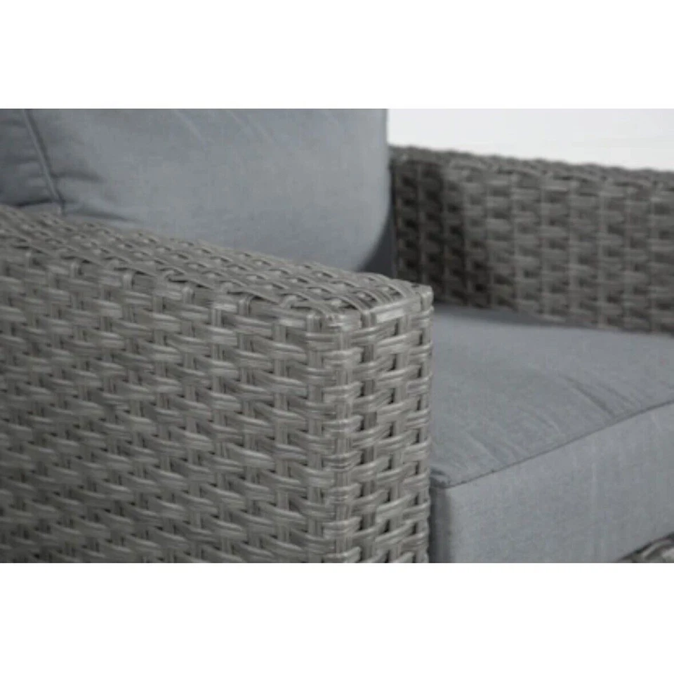5x Silla Club de Mimbre Exterior Sunhaven Kensington + Mesa de Centro Otomana Totalmente Nueva Foto 3 de 4