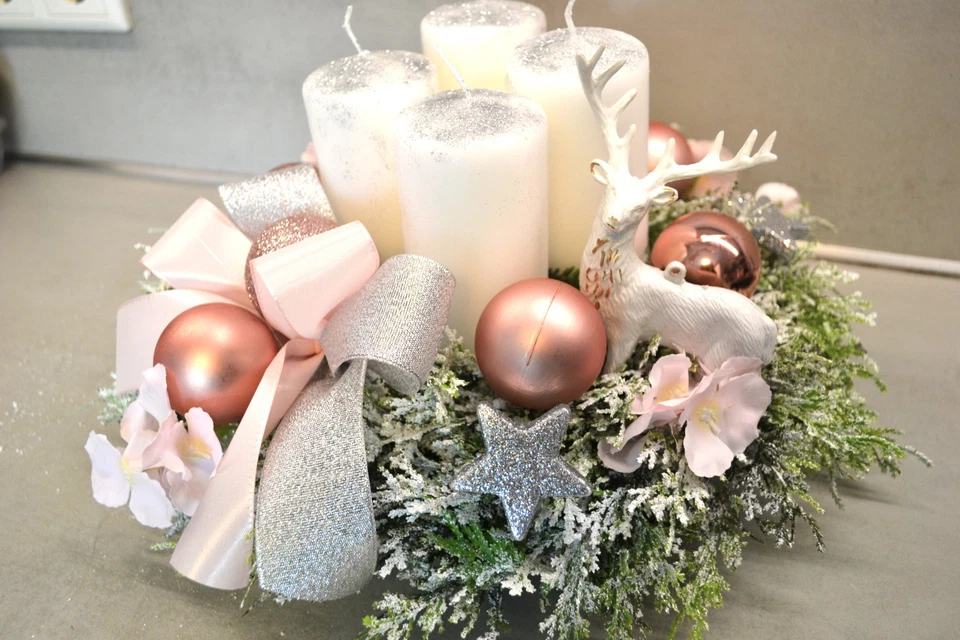 Adventskranz rosa weiß silber 35 cm künstlich Weihnachten Adventsgesteck Deko - Bild 2 von 3