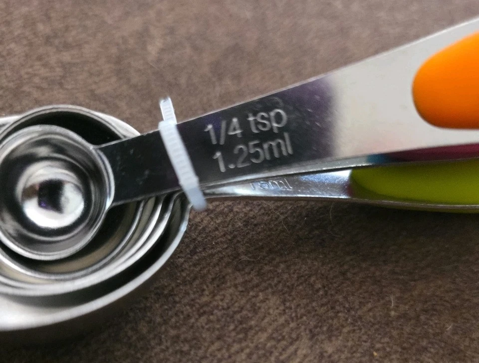 5pcs Stainless Steel Measuring Spoons Set for Cooking Multi Colored Handles - Image 2 of 3