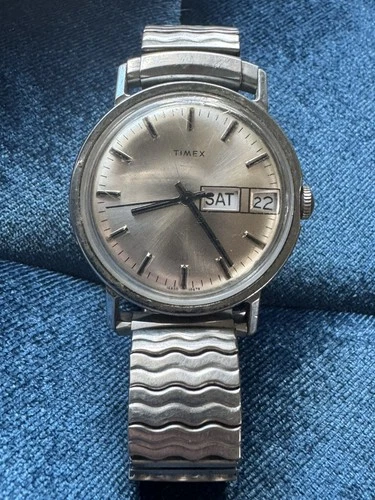 Nice Vintage 1980's Mens Timex Viscount? Automatic Watch, Works Good.