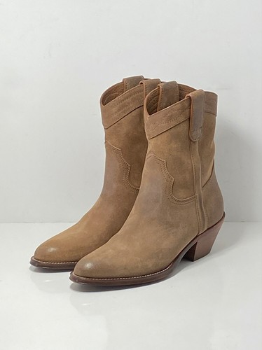 Saint Laurent Eastwood suede western 