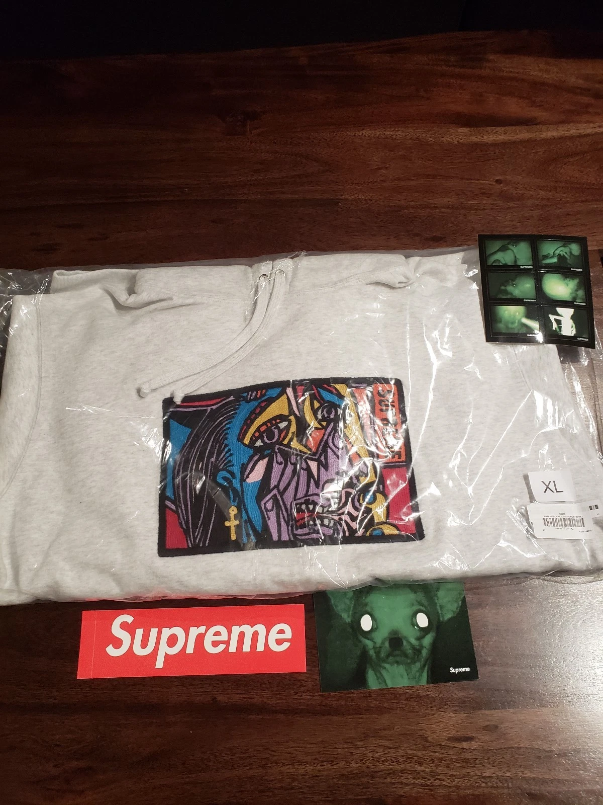 Sweat shirt à capuche Supreme 