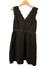 Womens Ann Taylor LOFT Black Lace Lined Sleeveless Dress V Neck Size 6 Cocktail