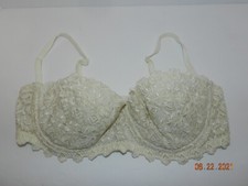 VIctorias Secret VTG Ivory 36B lace Lined balconette bra